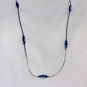 Vtg Korea silver chain long necklace/navy blue & light blue small glass beads